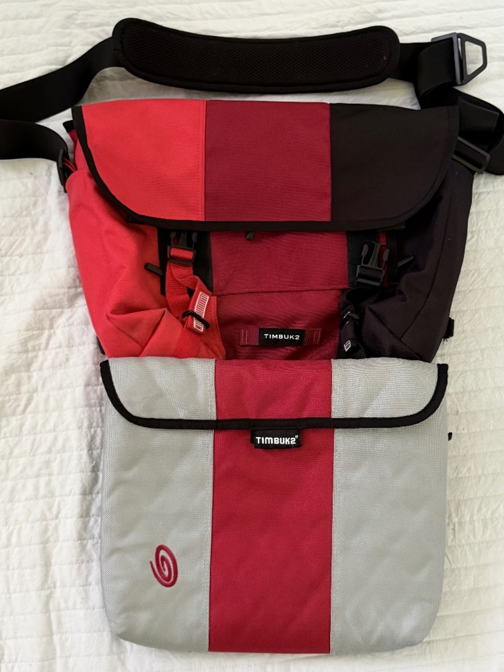 Timbuk2 Classic Messenger Bag (Medium) + Padded Laptop Sleeve ~ Diablo Red